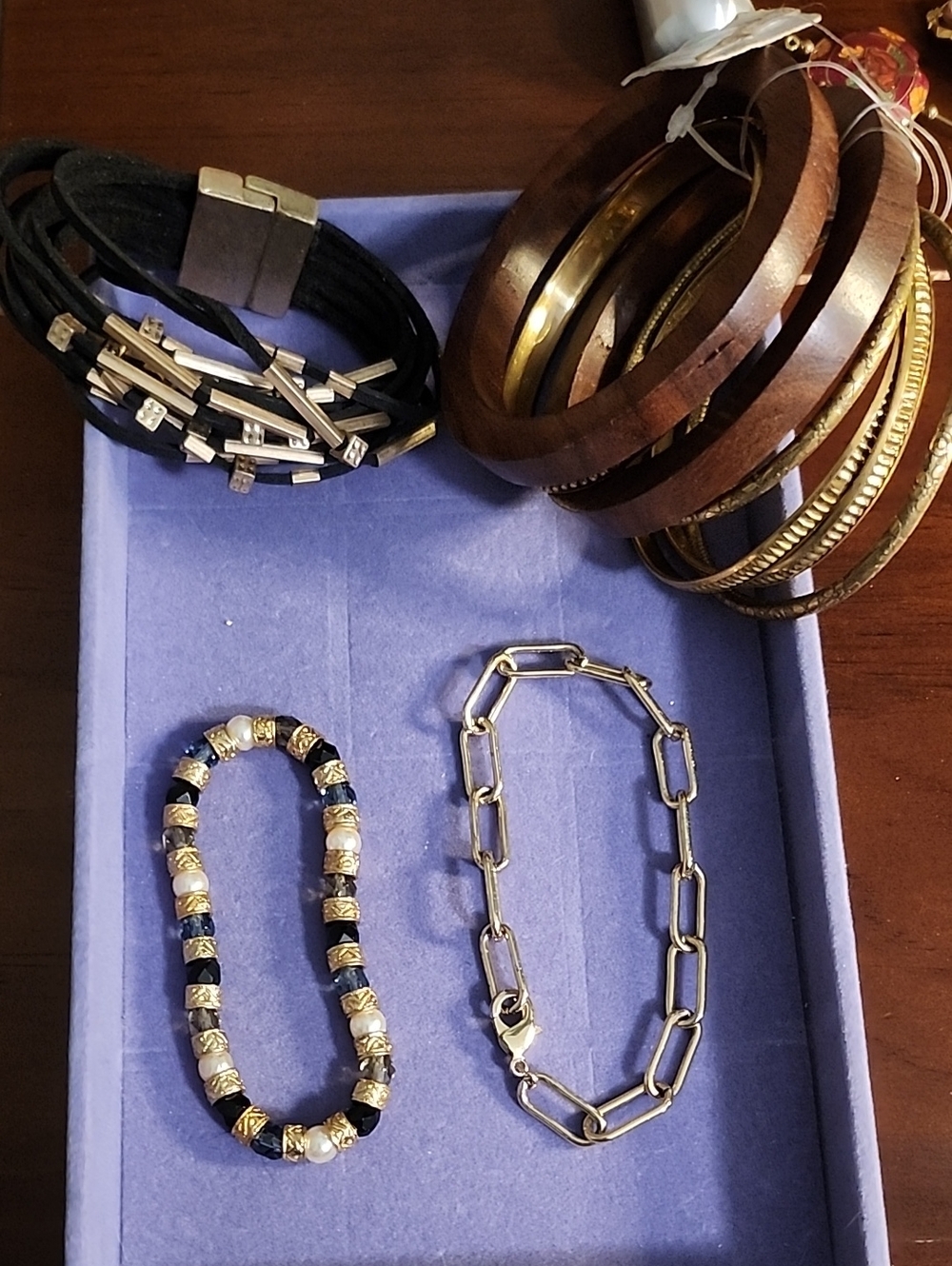 Gold-Tone Chain Bracelet - Elegant Women's Accessory